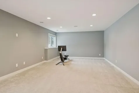 18305 Dove Court Eden Prairie MN 55347