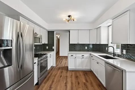 2541 Quebec Avenue S Saint Louis Park MN 55426