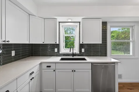 2541 Quebec Avenue S Saint Louis Park MN 55426
