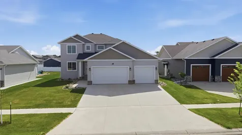 8850 Meadowlark Parkway Horace ND 58047