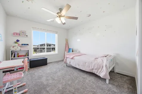 8850 Meadowlark Parkway Horace ND 58047