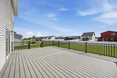 8850 Meadowlark Parkway Horace ND 58047