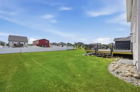 8850 Meadowlark Parkway Horace ND 58047