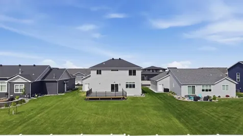 8850 Meadowlark Parkway Horace ND 58047