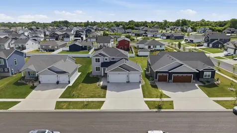 8850 Meadowlark Parkway Horace ND 58047