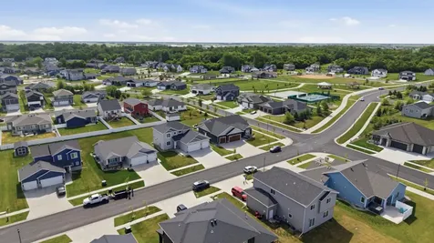 8850 Meadowlark Parkway Horace ND 58047