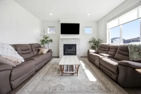 8850 Meadowlark Parkway Horace ND 58047