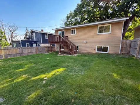546 Hazel Street N Saint Paul MN 55119