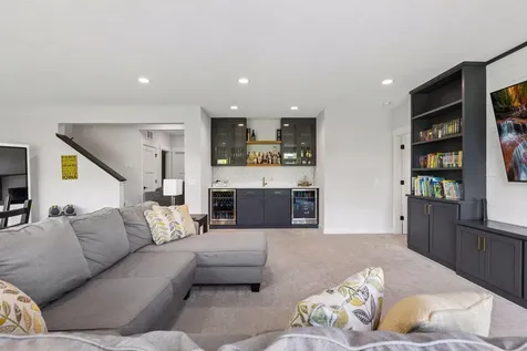 4867 Sonoma Court Woodbury MN 55129