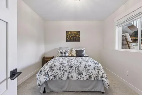 4867 Sonoma Court Woodbury MN 55129