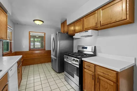 513 9th Avenue S South Saint Paul MN 55075