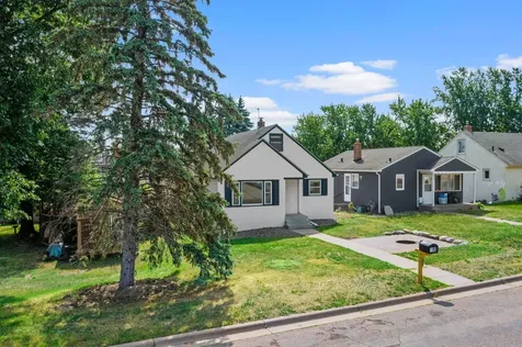 513 9th Avenue S South Saint Paul MN 55075