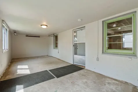513 9th Avenue S South Saint Paul MN 55075
