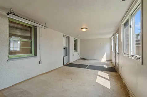 513 9th Avenue S South Saint Paul MN 55075