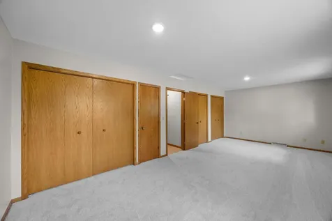 1332 2nd Avenue SE Cambridge MN 55008