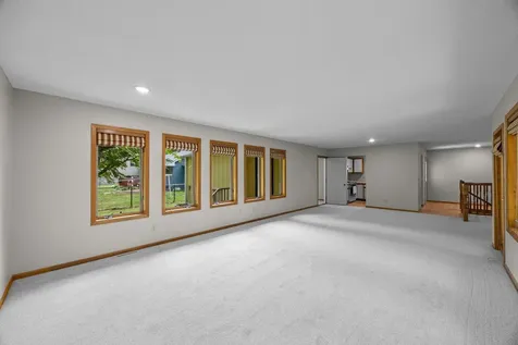 1332 2nd Avenue SE Cambridge MN 55008