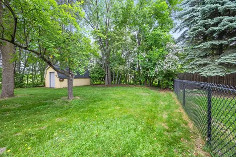 1332 2nd Avenue SE Cambridge MN 55008