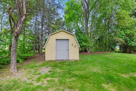 1332 2nd Avenue SE Cambridge MN 55008