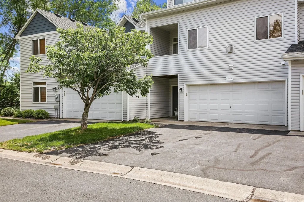 10776 Vale Street NW Coon Rapids MN 55433