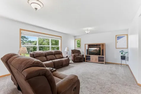 19886 Evensong Avenue Farmington MN 55024