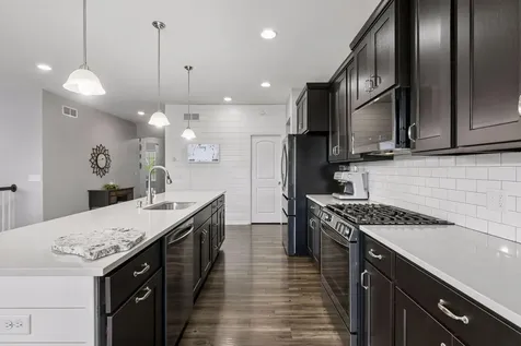 20890 Goodhue Way Lakeville MN 55044