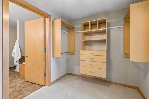 215 10th Avenue S Minneapolis MN 55415