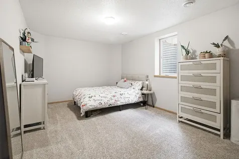 610 3rd Street E Horace ND 58047