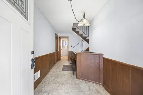 48 Winthrop Street N Saint Paul MN 55119