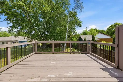 48 Winthrop Street N Saint Paul MN 55119