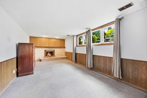 48 Winthrop Street N Saint Paul MN 55119