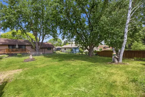 48 Winthrop Street N Saint Paul MN 55119