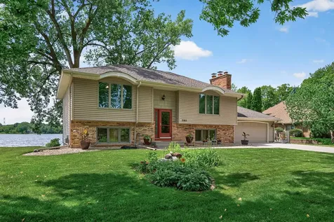 7183 Birchview Road Maple Grove MN 55369
