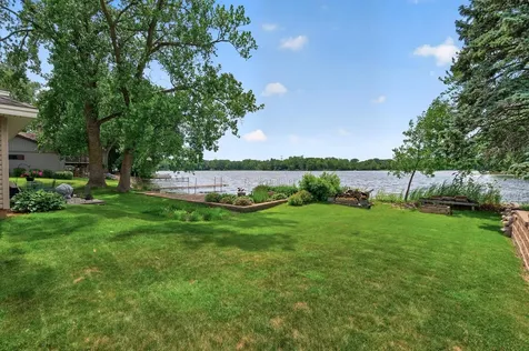 7183 Birchview Road Maple Grove MN 55369