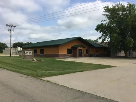 2360 Becker Drive Albert Lea MN 56007