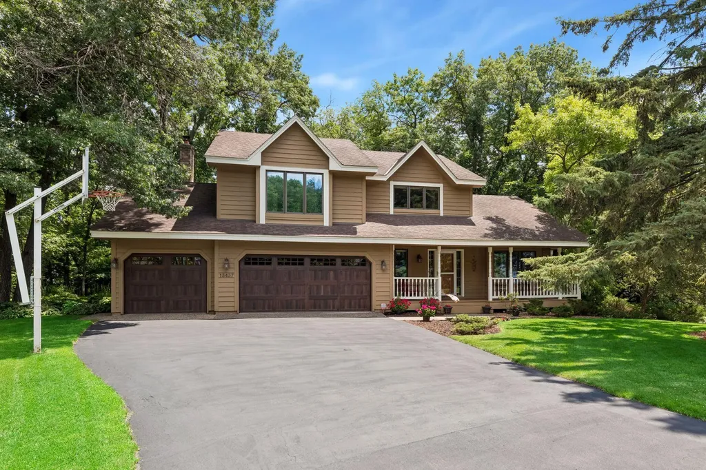 13437 Georgia Circle Apple Valley MN 55124