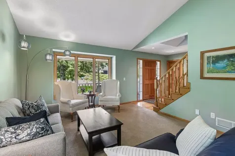 13437 Georgia Circle Apple Valley MN 55124