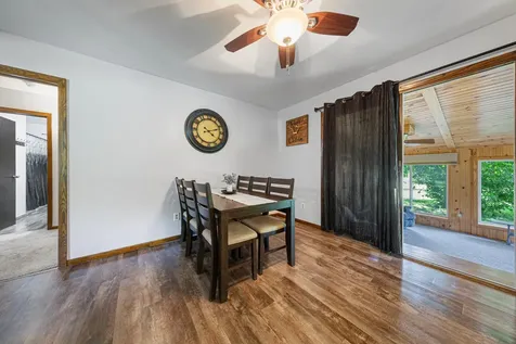 1516 Wellington Crescent Faribault MN 55021