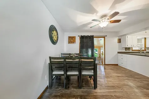 1516 Wellington Crescent Faribault MN 55021