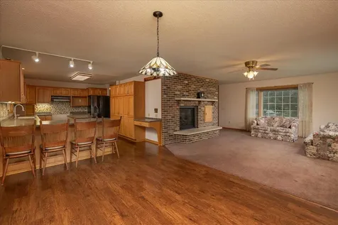 607 Don Drive Saint Charles MN 55972