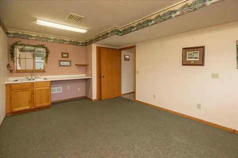 607 Don Drive Saint Charles MN 55972
