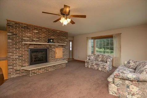 607 Don Drive Saint Charles MN 55972