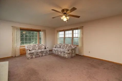 607 Don Drive Saint Charles MN 55972