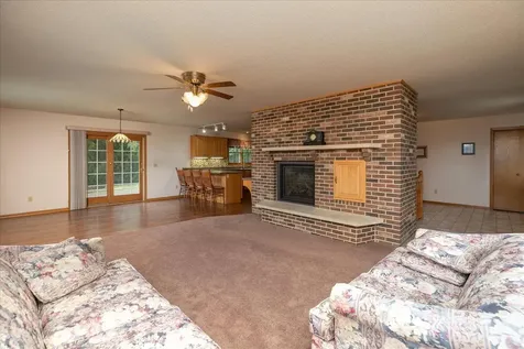 607 Don Drive Saint Charles MN 55972