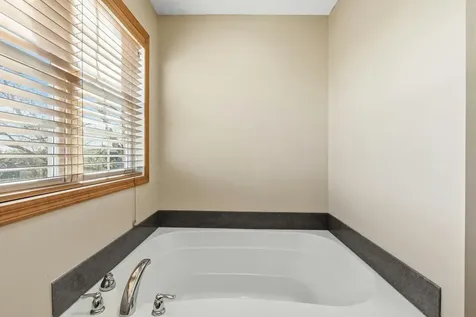 9980 Wildflower Drive Eden Prairie MN 55347