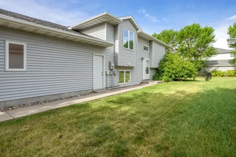 2835 Wheatland Drive S Fargo ND 58103