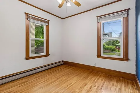1275 Minnehaha Avenue W Saint Paul MN 55104