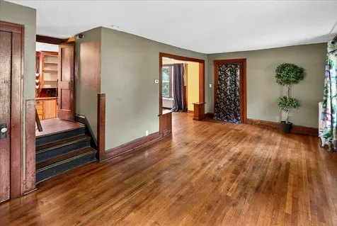 1340 Upton Avenue N Minneapolis MN 55411