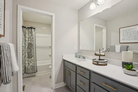 4978 Blake Way Woodbury MN 55129