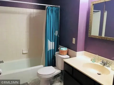 1074 Regency Drive Woodbury MN 55125