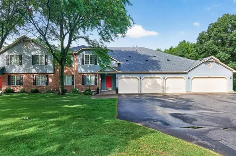 2576 Moundsview Drive Mounds View MN 55112